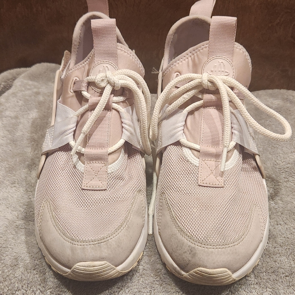 Nike Air Hurache - image 7